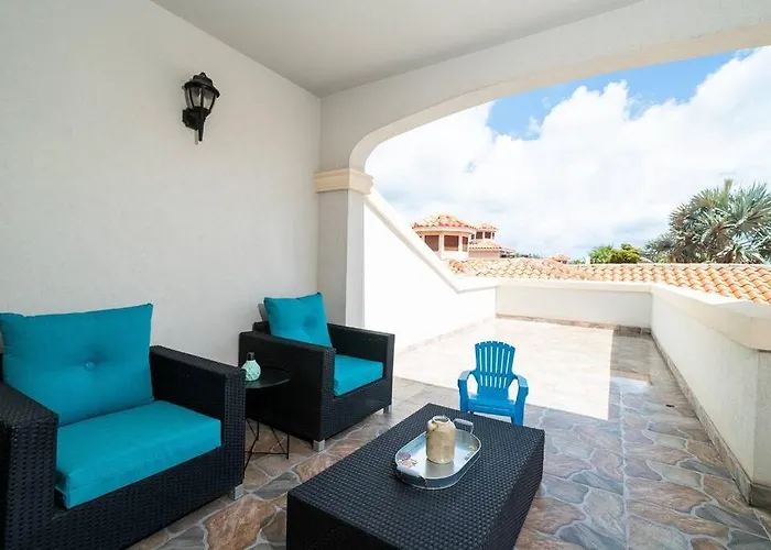 The Cottonwood House - Beach Villa